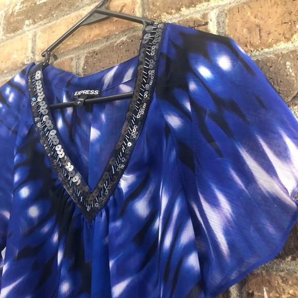 Express Top Blue, Black and White. Small. - Picture 2 of 4